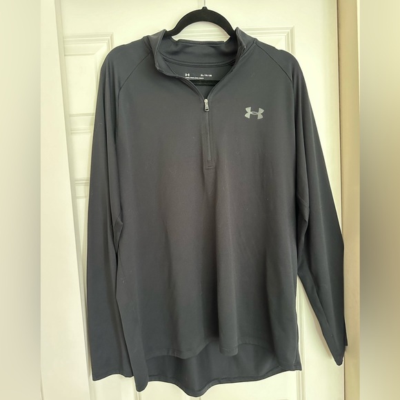 Under Armour Tops - Under Loose Armor Half-zip Long Sleeve - Size XL